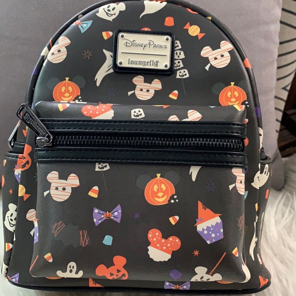 Disney Mickey Icon Halloween Loungefly Backpack - Picture 2 of 9